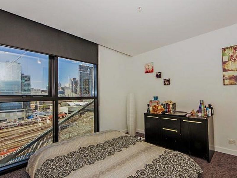 1107/673 Latrobe Street, Docklands VIC 3008