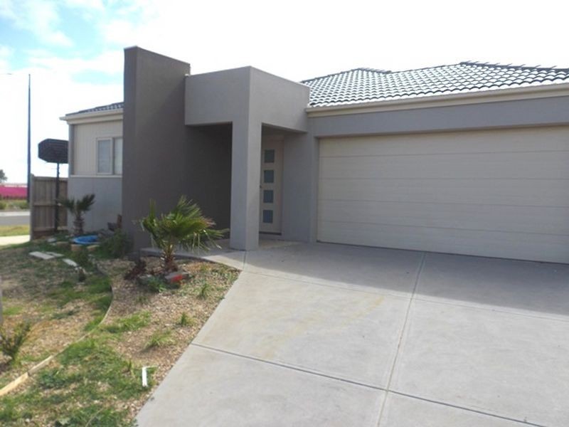 16 Olivia Rise, Tarneit VIC 3029
