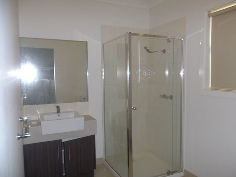 16 Olivia Rise, Tarneit VIC 3029