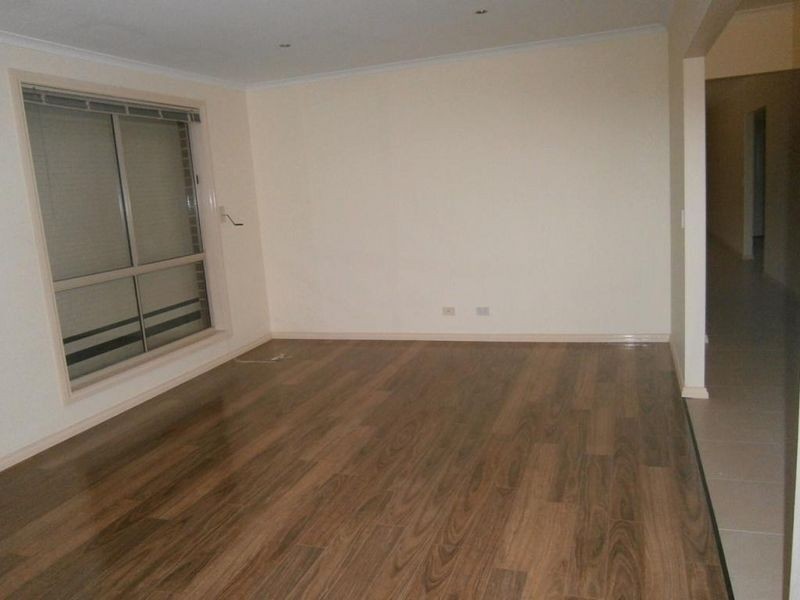 37 Skipton Street, Kurunjang VIC 3337