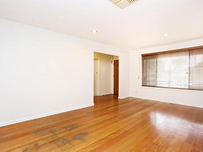 894 Ballarat Road, Deer Park VIC 3023