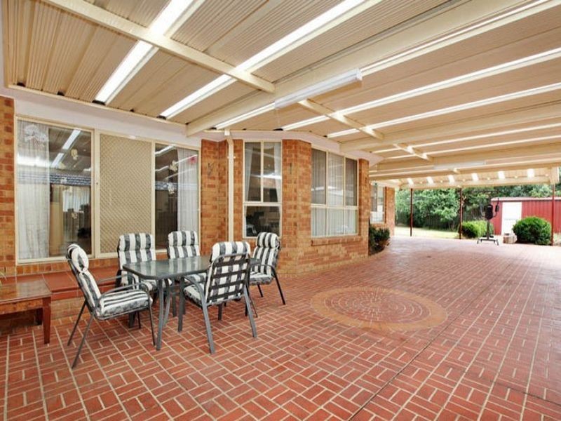 18 Queensberry Court, Hillside VIC 3037