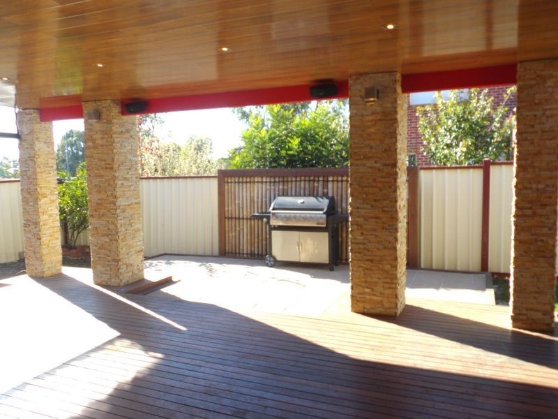 14 Jasmine Road, Deer Park VIC 3023