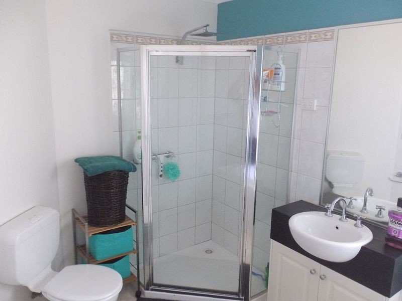 14 Jasmine Road, Deer Park VIC 3023