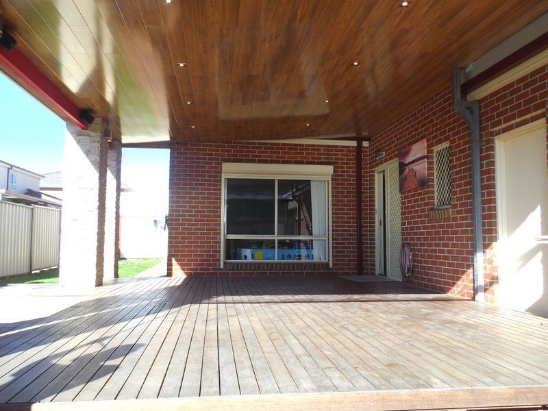 14 Jasmine Road, Deer Park VIC 3023