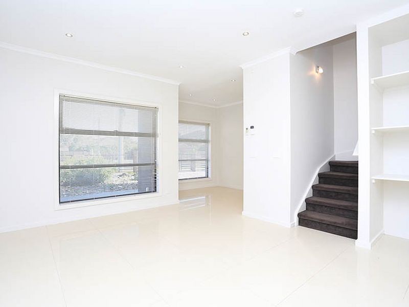 1/98 Ashley Street, Maidstone VIC 3012