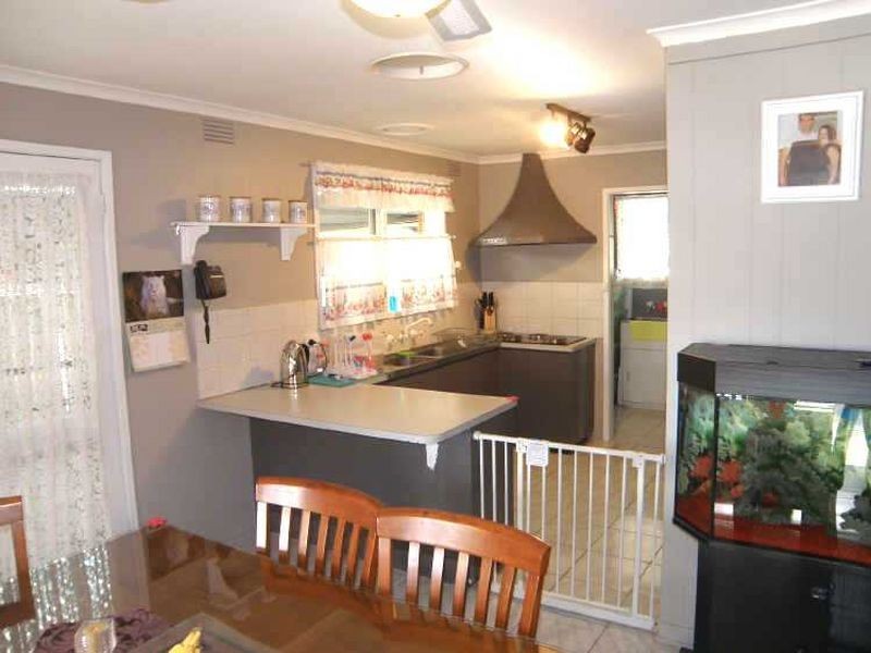 25 Alan Street, Kings Park VIC 3021