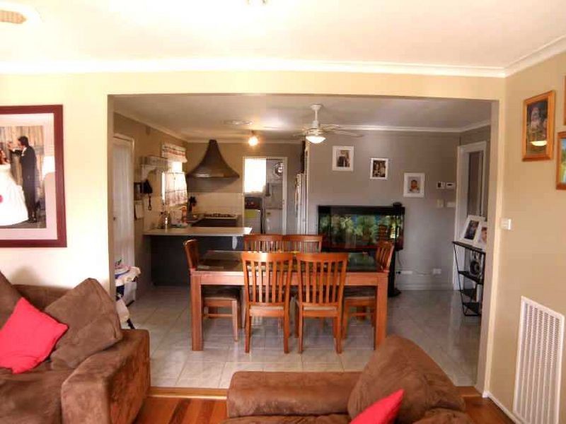 25 Alan Street, Kings Park VIC 3021