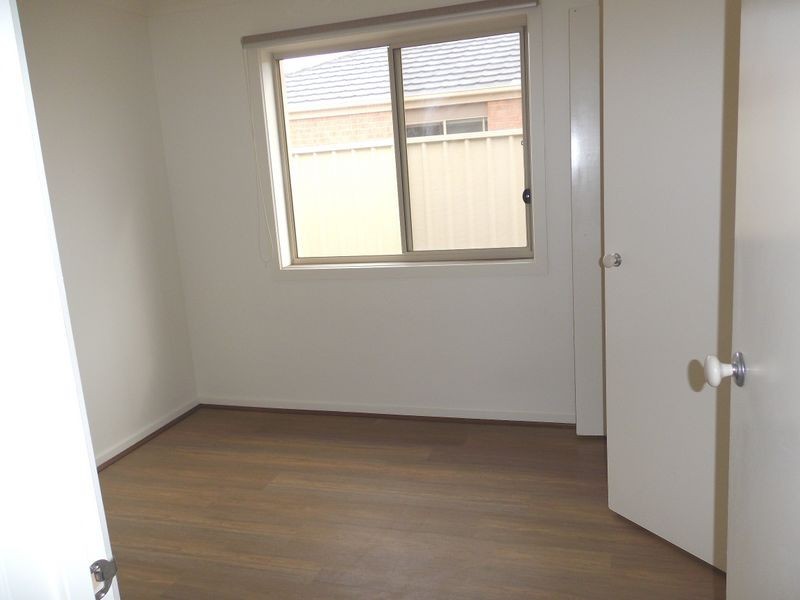 15 Fieldstone Way, Brookfield VIC 3338