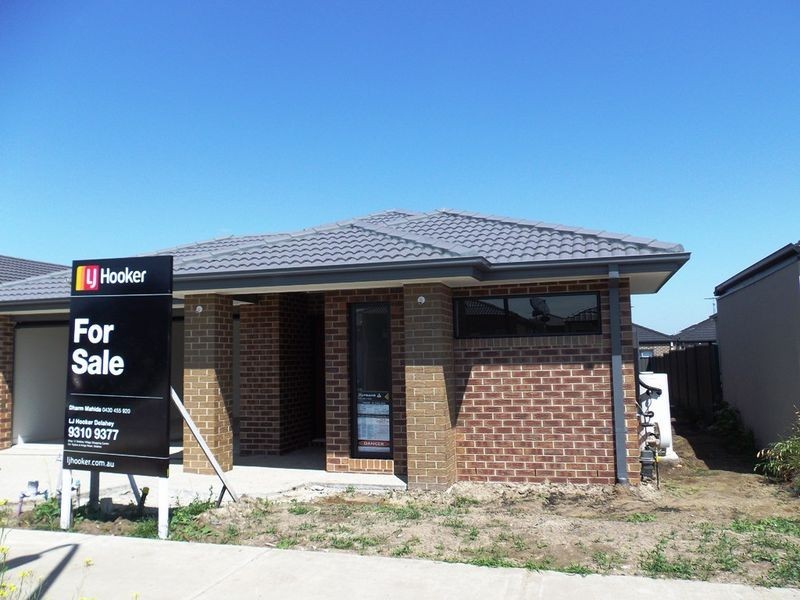 9 Blackwattle Road, Craigieburn VIC 3064
