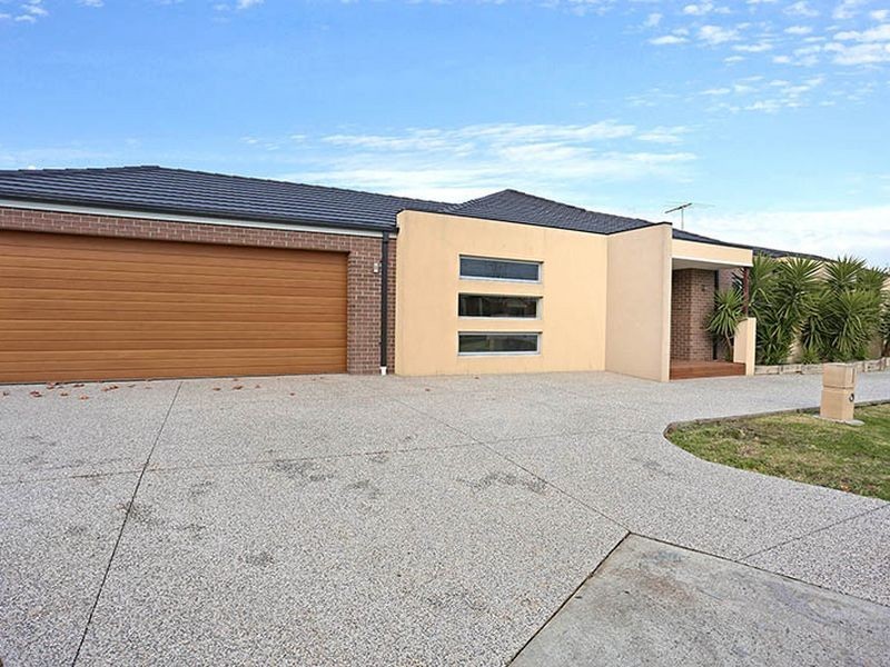 11 Wales Court, Hillside VIC 3037