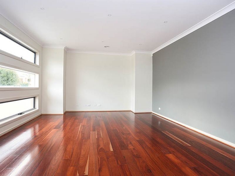 11 Wales Court, Hillside VIC 3037