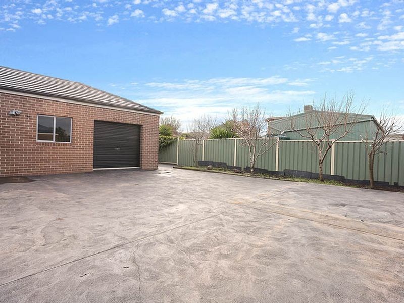 11 Wales Court, Hillside VIC 3037