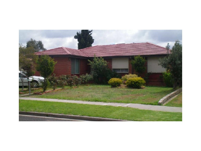 30 Felstead Avenue, Sunshine West VIC 3020