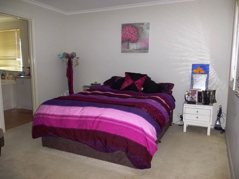 54 Jade Way, Hillside VIC 3037