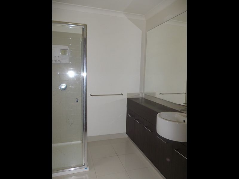 15 Belleville Close, Burnside Heights VIC 3023