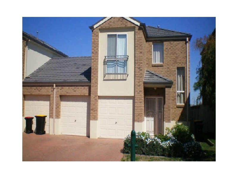 17 Amberlea Circuit, Taylors Hill VIC 3037