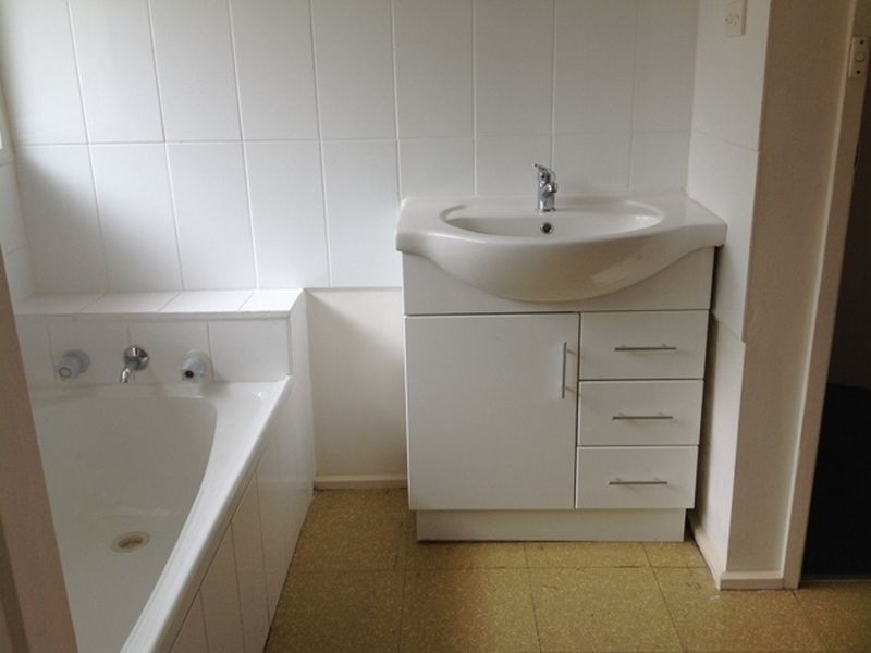 71 Diamond Avenue, Albanvale VIC 3021