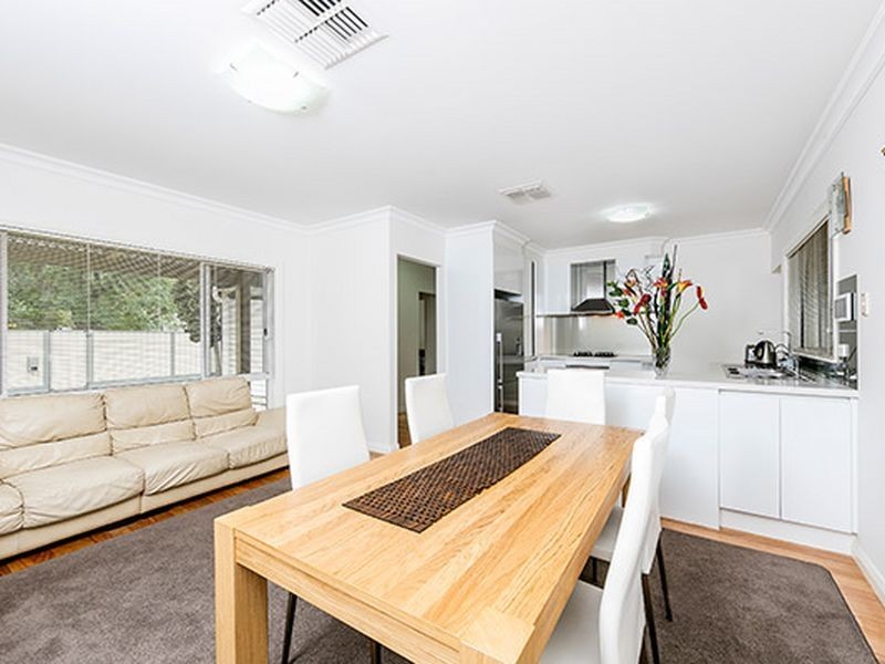 8 Navigator Street, Maribyrnong VIC 3032