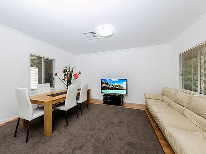 8 Navigator Street, Maribyrnong VIC 3032