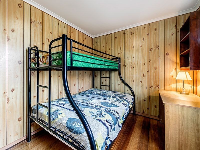 24 Phyllis Parade, Deer Park VIC 3023