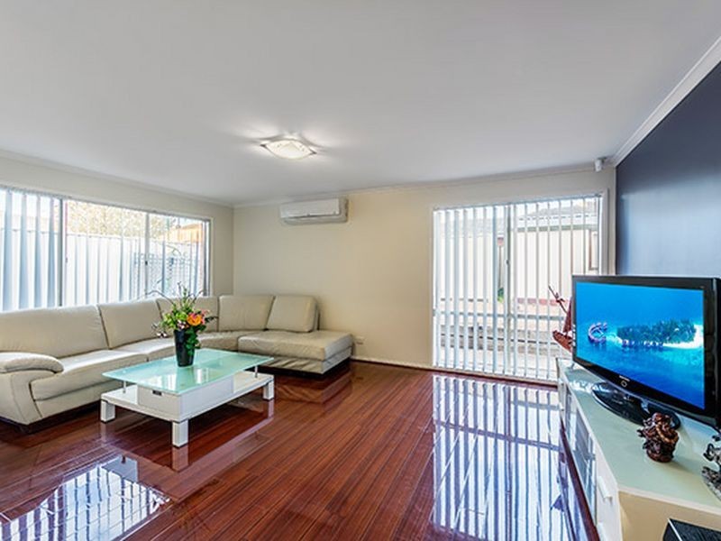 34 Pilgrim Drive, Hillside VIC 3037