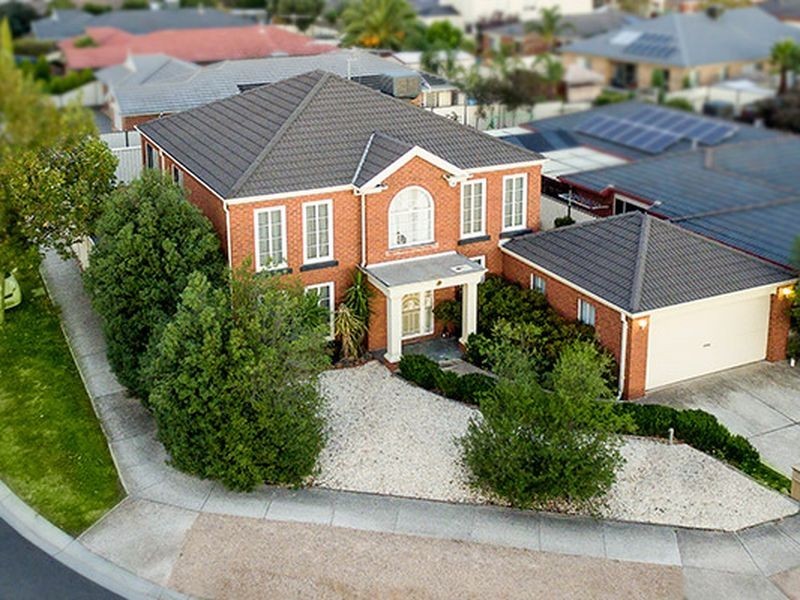 34 Pilgrim Drive, Hillside VIC 3037