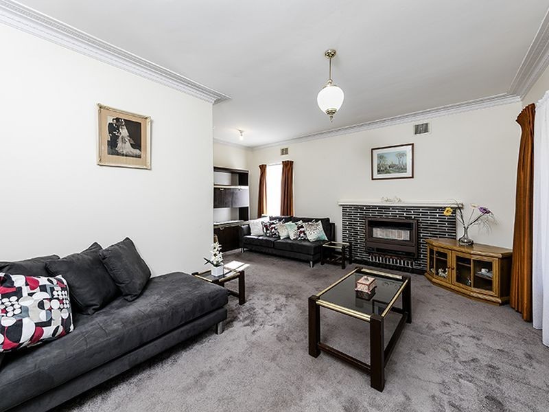 39 Scott Avenue, St Albans VIC 3021