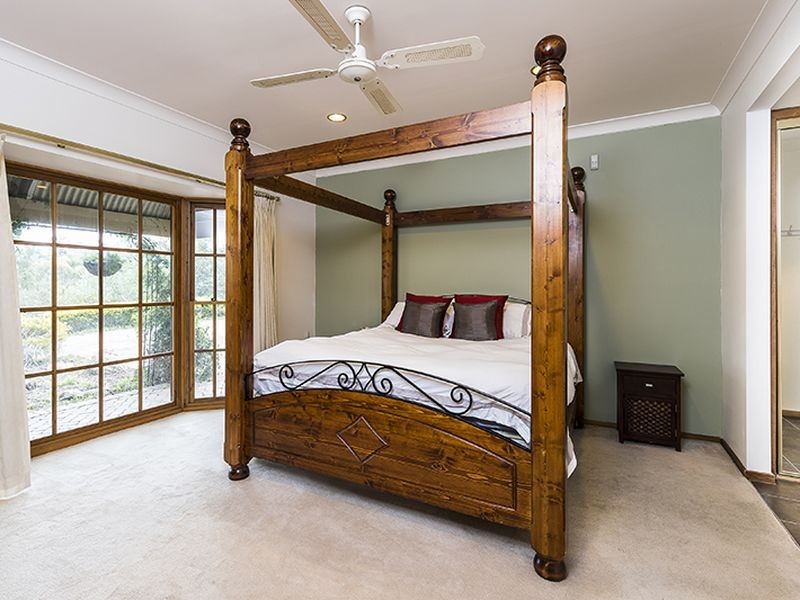 520 Racecourse Road, Sunbury VIC 3429