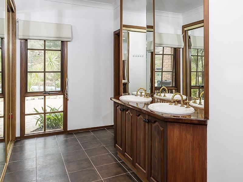 520 Racecourse Road, Sunbury VIC 3429