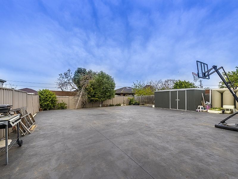 89 Sunshine Avenue, St Albans VIC 3021