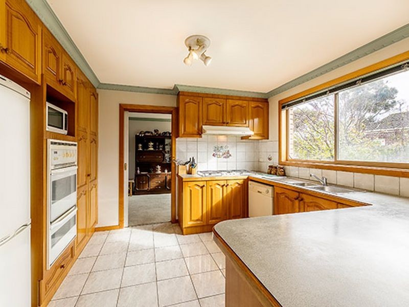 8 Sirius Court, Keilor Downs VIC 3038