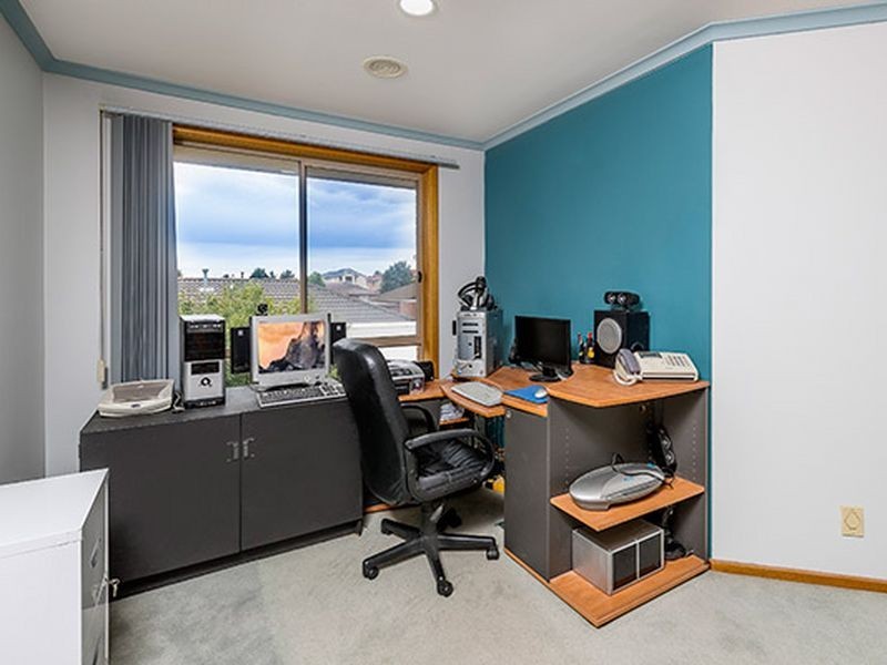 8 Sirius Court, Keilor Downs VIC 3038
