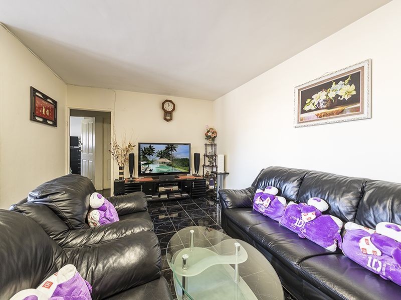 17/12 Percy Street, St Albans VIC 3021