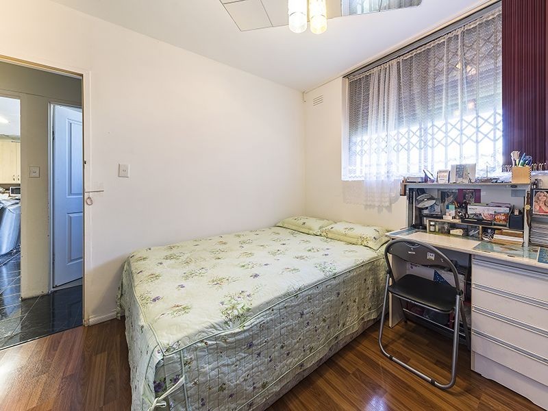 17/12 Percy Street, St Albans VIC 3021