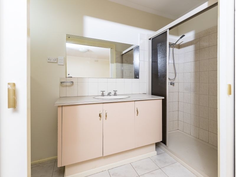 261 Coburns Road, Melton VIC 3337