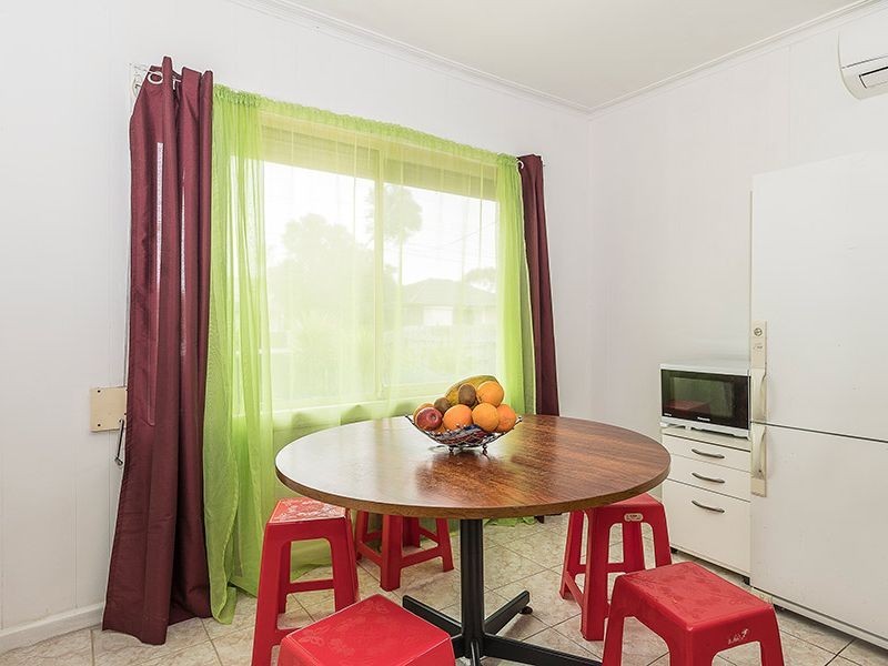 44 Andrew Road, St Albans VIC 3021