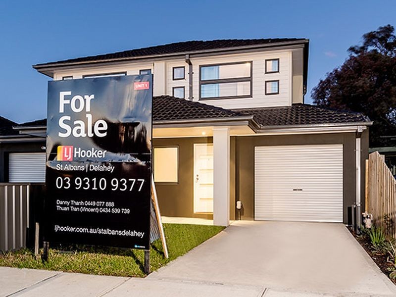 1/24 Romsey Avenue, Sunshine North VIC 3020