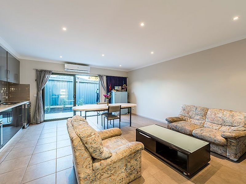 1/24 Romsey Avenue, Sunshine North VIC 3020