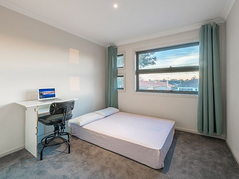 1/24 Romsey Avenue, Sunshine North VIC 3020
