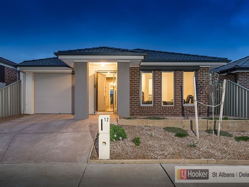 12 Native Way, Kurunjang VIC 3337