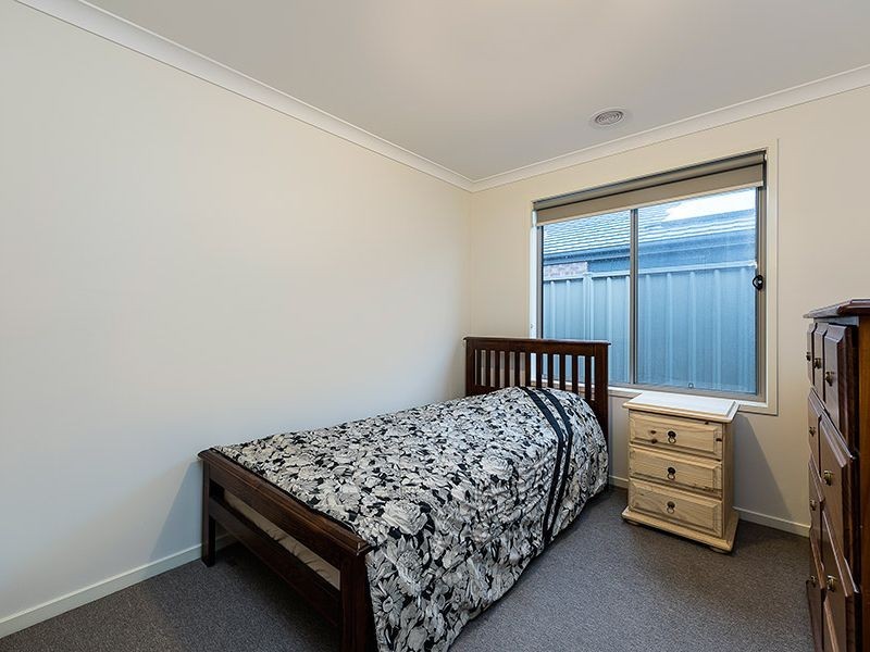 12 Native Way, Kurunjang VIC 3337