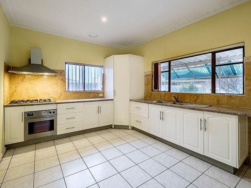 29 Hook Street, St Albans VIC 3021