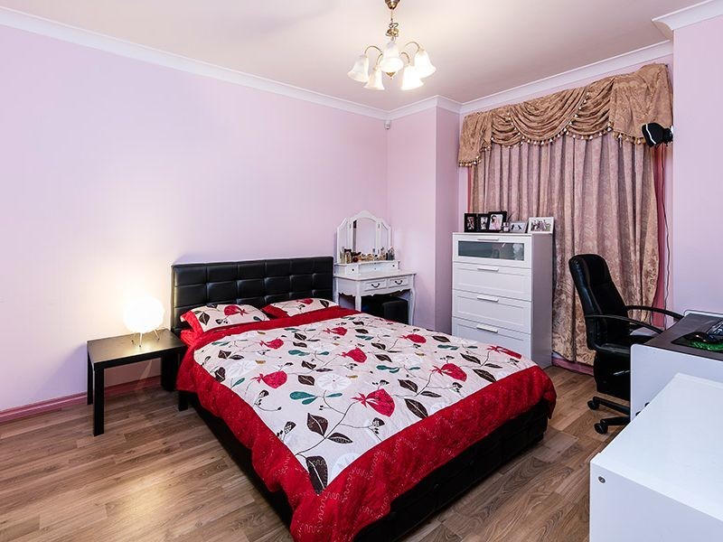 17 Jackson Circuit, Albanvale VIC 3021