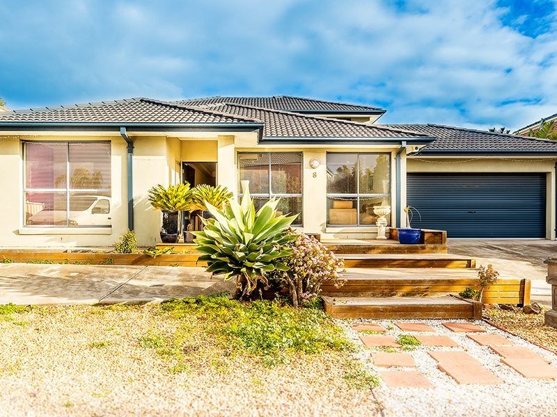 8 Westbrook Place, Deer Park VIC 3023
