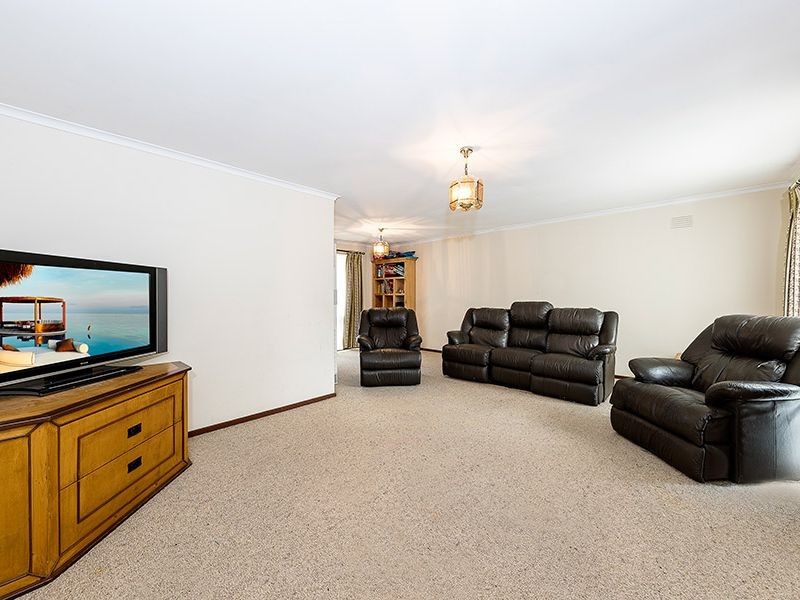 49 Darbyshire Street, Sunbury VIC 3429