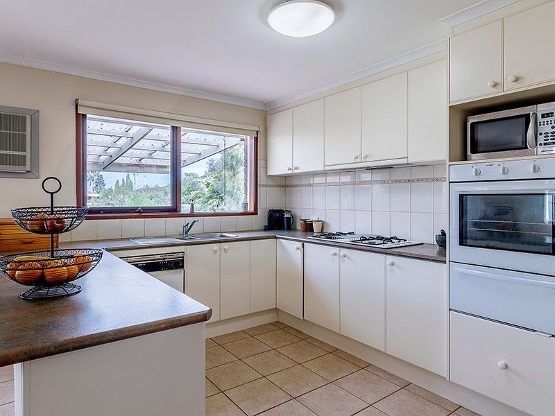 49 Darbyshire Street, Sunbury VIC 3429