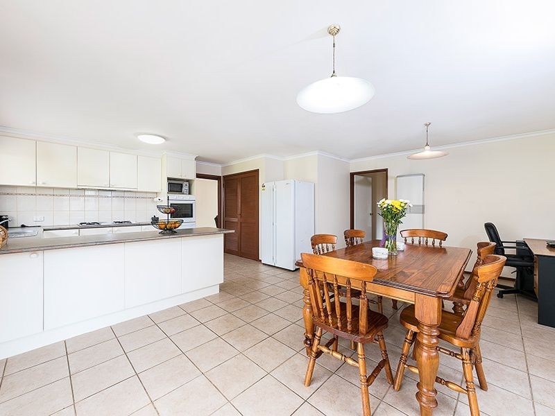 49 Darbyshire Street, Sunbury VIC 3429