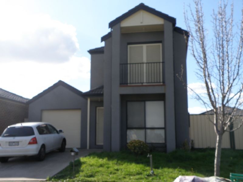 12 Mochrie Grove, Deer Park VIC 3023