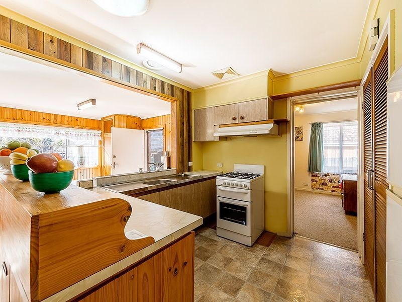 48 Dobell Avenue, Sunbury VIC 3429